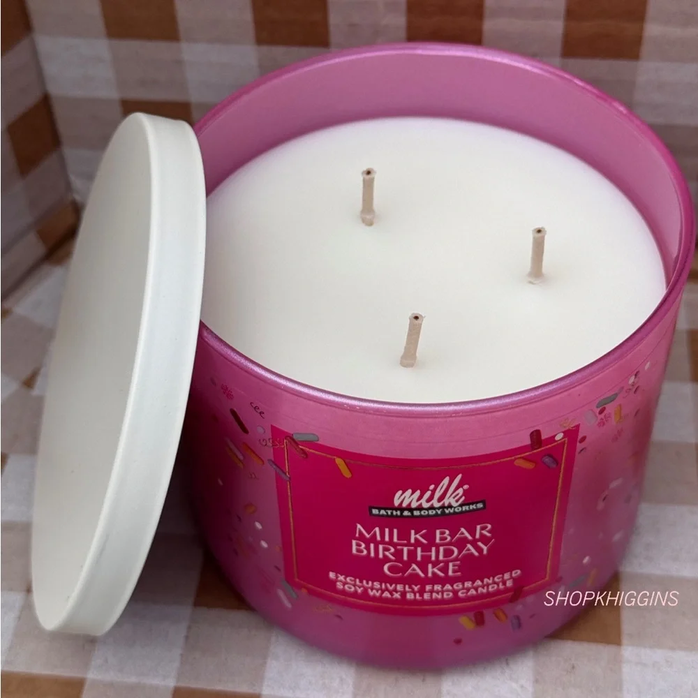 NEW B&BW x MILK BAR birthday cake 3 wick soy wax blend candle - Picture 4 of 5